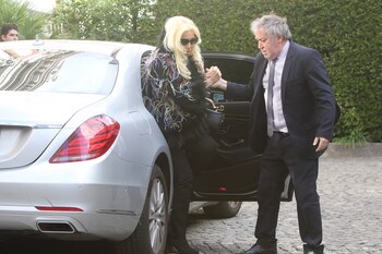 La diva llegó al hotel