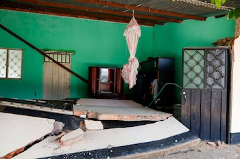 A view inside a damaged house after a strong earthquake at Santa Cecilia, in Paratebueno, Colombia, June 8, 2025. REUTERS/Santiago Molina Fernandez