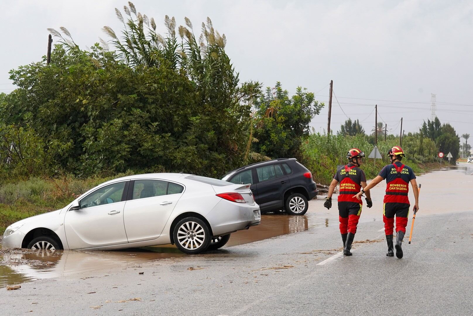 Murcia activa alertas por lluvias e inundaciones mientras la A-30 queda anegada hacia Cartagena