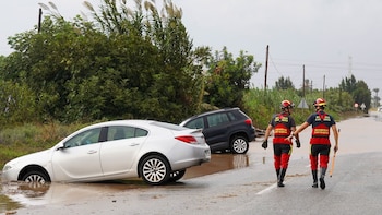 Murcia activa alertas por lluvias e inundaciones mientras la A-30 queda anegada hacia Cartagena