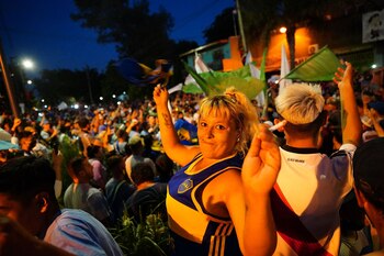 La gente despidió al ídolo