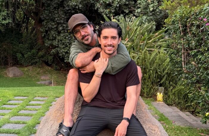 Alex Fernández se muestra orgulloso de la admiración de la comunidad LGBT+ hacia su padre
