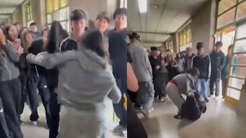 Tirones de pelo, patadas y golpes: dos alumnas se enfrentaron en una violenta pelea en Neuquén
