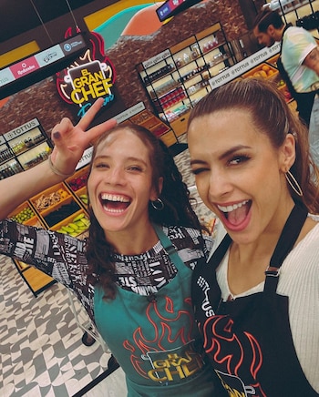 Milett Figueroa junto a Macla