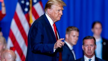 Trump acusa a los medios