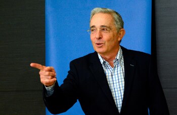 En la imagen, el expresidente