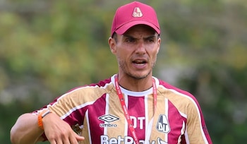 Lucas Gonzáles dirigiendo al Deportes Tolima, lo hace desde el 2025 - crédito Deportes Tolima