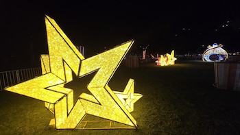 El jardín lumínico cuenta con