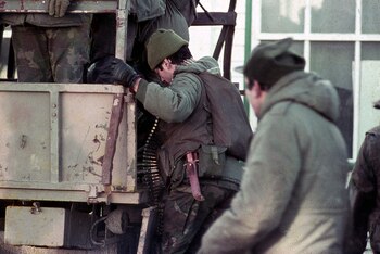 Un grupo de comandos aborda