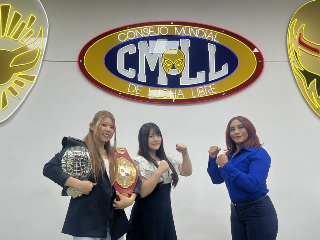 Las luchadoras japonesas confesó su admiración por las veteranas mexicanas y su deseo de enfrentarlas en la Arena México. (Foto: Diego Cedrix)