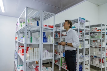 La Superintendencia Nacional de Salud anunció que intensificará las acciones de inspección y vigilancia en todo el país para reducir las barreras de acceso a los medicamentos y fortalecer la atención a los usuarios - crédito Superintendencia de Salud