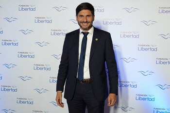 El gobernador Maximiliano Pullaro