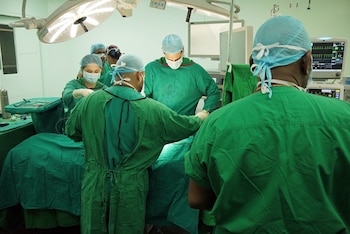 El Complejo Hospitalario Dr. Arnulfo Arias Madrid es uno de los centros de mayor actividad quirúrgica del sistema de salud panameño. Tomado de la CSS