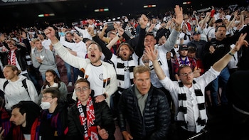 El Barcelona inició una investigación por las entradas del Eintracht Frankfurt en la Europa League