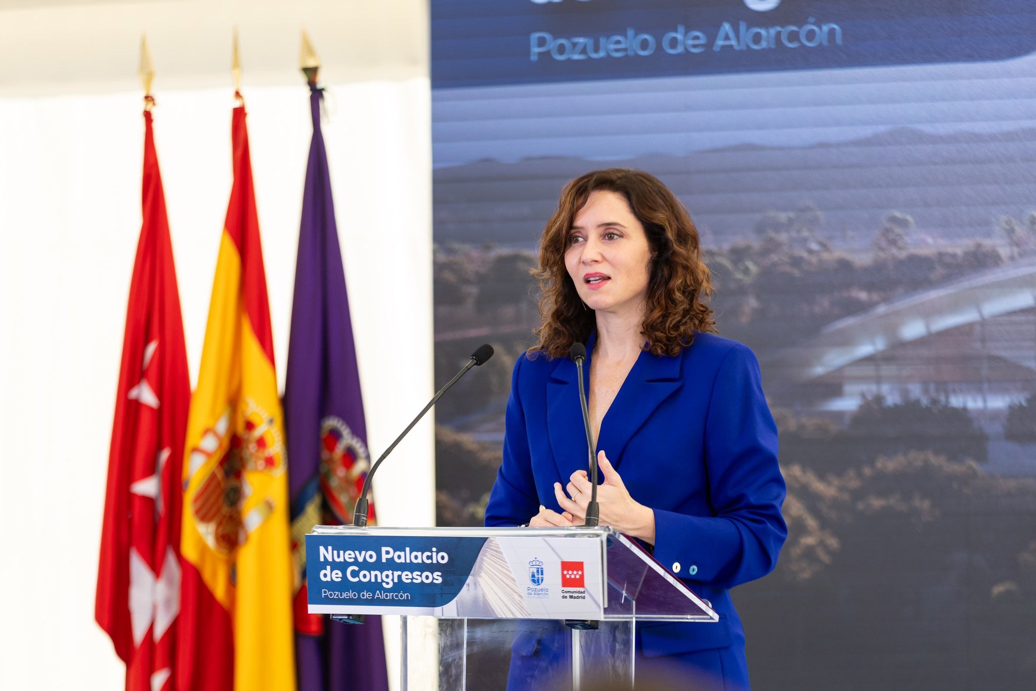 La presidenta madrileña, Isabel Díaz Ayuso, presentando el proyecto del Palacio de Congresos