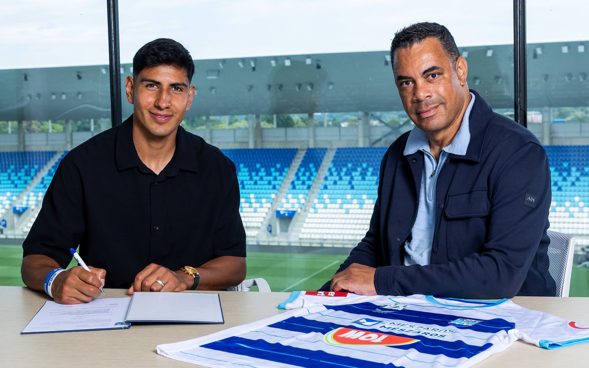 Armando León firmó en julio de 2026 un contrato por una temporada y se conviertió en el primer mexicano en el Osijek. (Facebook/ NK Osijek)