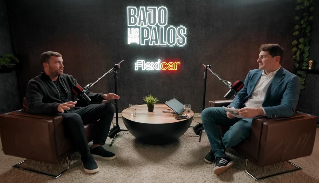 Romano le afirmó a Casillas que preservar la confianza de sus fuentes es esencial, incluso si eso implica postergar una exclusiva (Captura de video: YouTube - Iker Casillas)