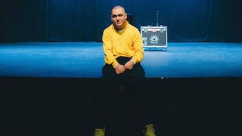 Parálisis cerebral y un 70% de discapacidad física: quién es Lucho Miranda, el humorista que desafía prejuicios