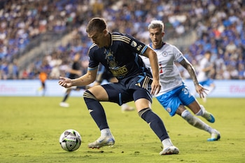 El defensor de Cruz Azul sostiene que la localía y el desgaste de viajar por horas influyen en el rendimiento ante equipos de la MLS. (Foto: Bill Streicher-USA TODAY Sports)