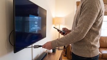 Paso a paso para conectar tu celular al TV con un cable HDMI sin necesidad de aplicaciones adicionales