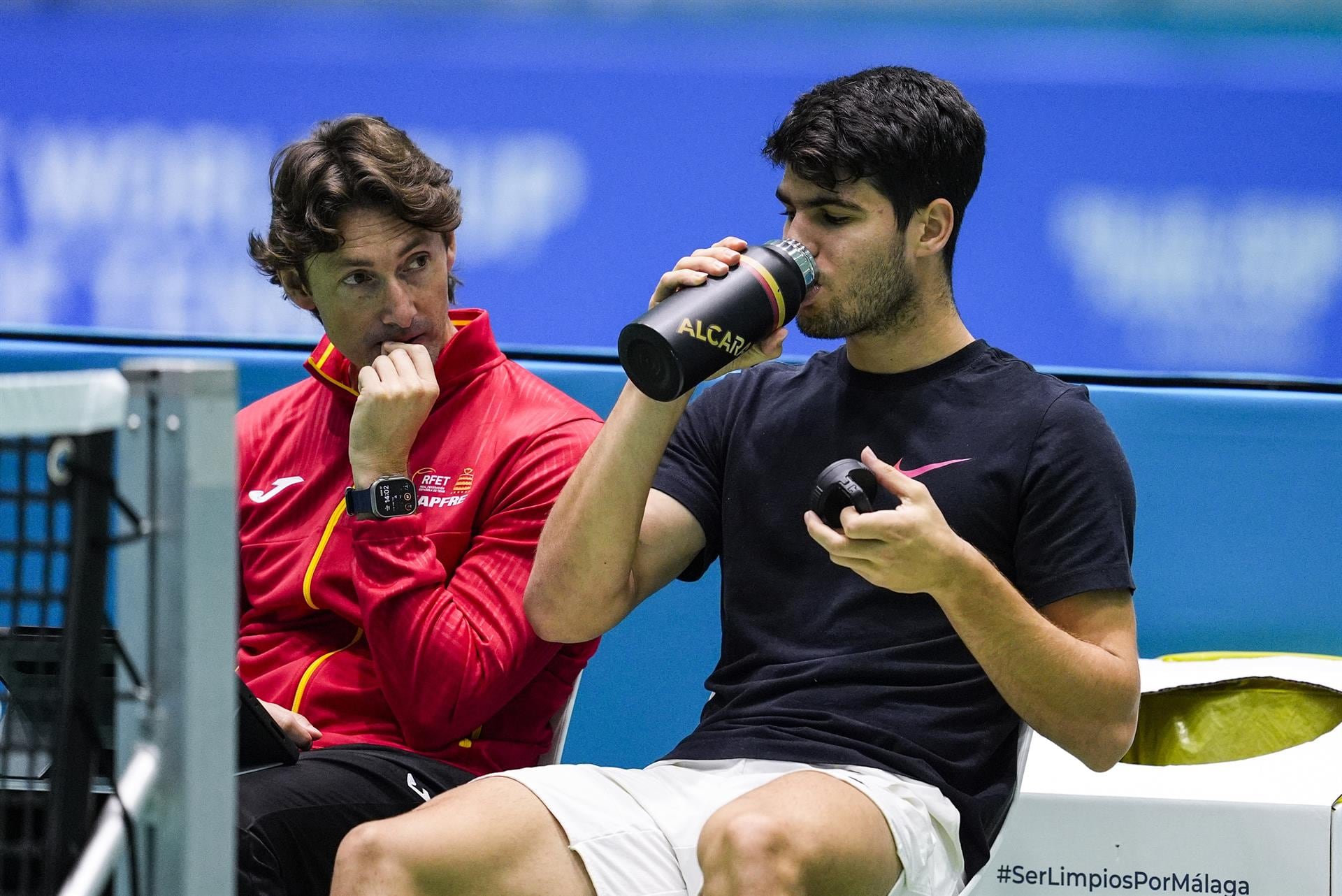 Juan Carlos Ferrero y Carlos Alcaraz. (Europa Press)