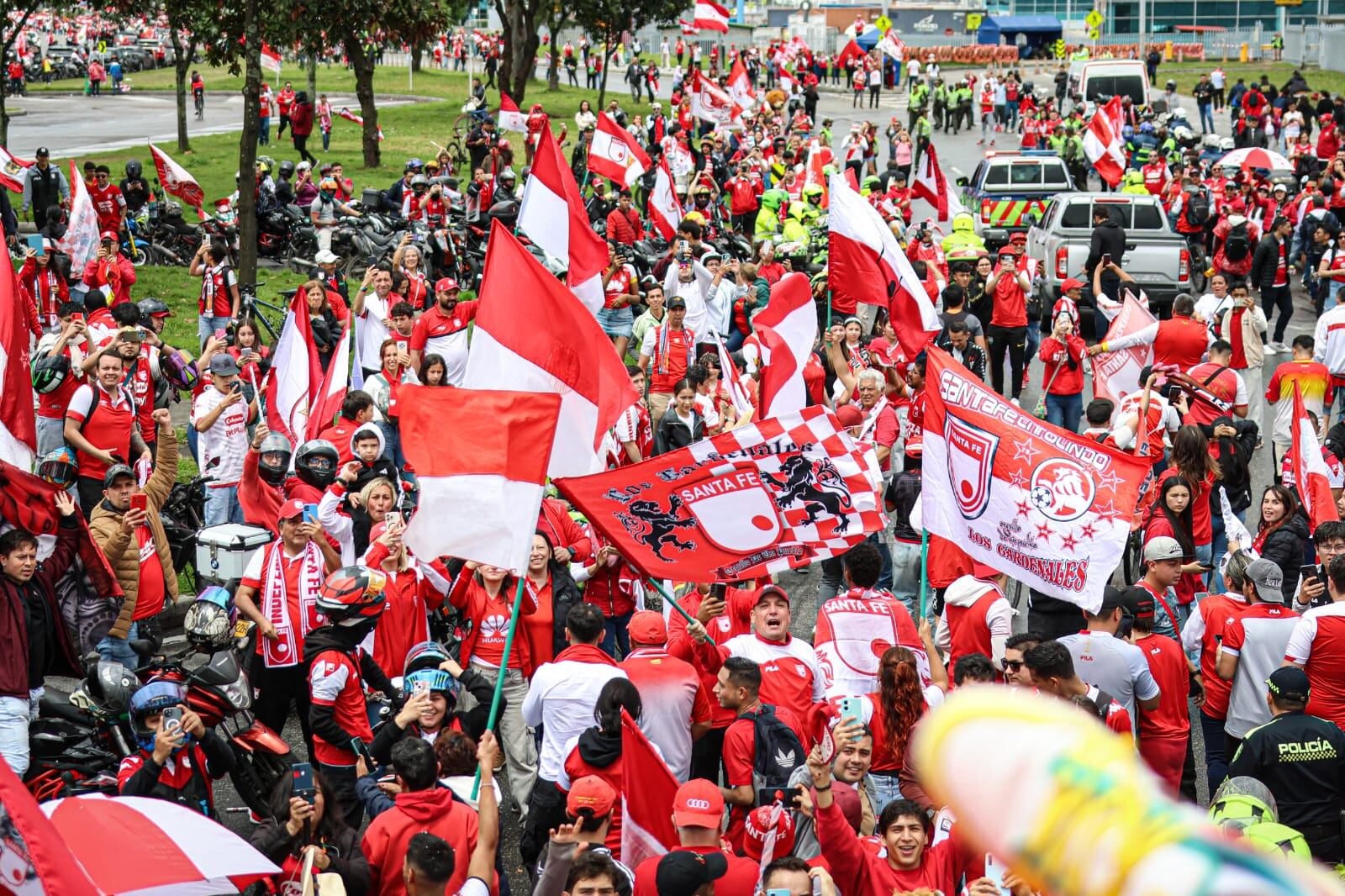 Así fue el recibimiento de Santa Fe en Bogotá - crédito @SantaFe/X