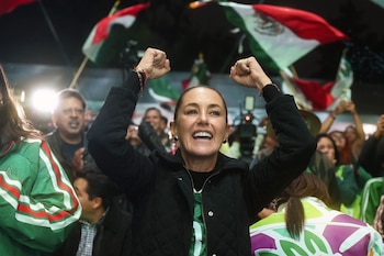 Sheinbaum mantiene respaldo al Tricolor y confía en el triunfo de México ante Inglaterra. (Presidencia)