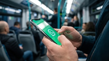 Los argentinos abren WhatsApp casi el doble que el promedio mundial
