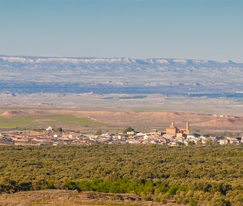 Vista general del pueblo de Codo, en Zaragoza. (MaGrc/Wikimedia Commons)