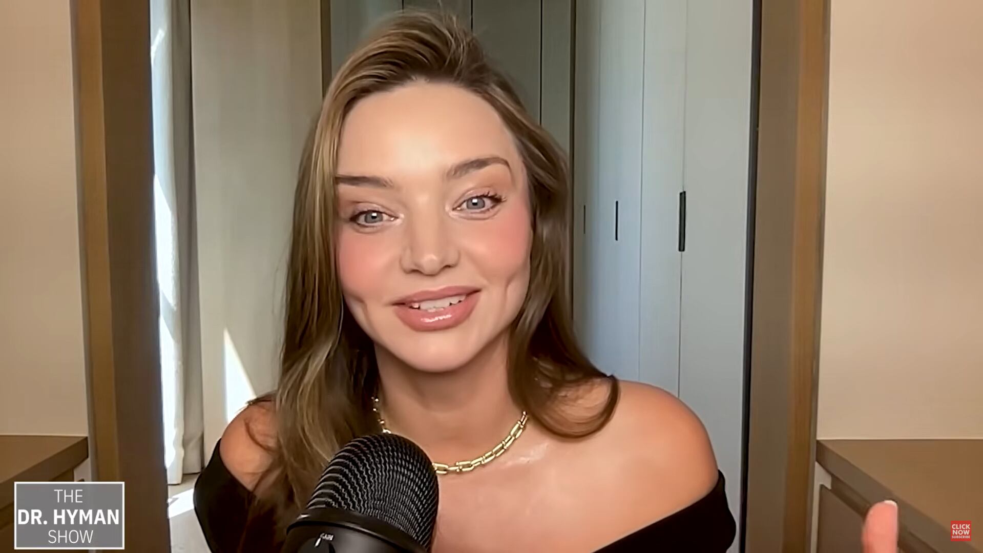 La meditación, el yoga y la oxigenoterapia hiperbárica forman parte de las terapias complementarias que incorporó para sanar (The Dr. Hyman Show)