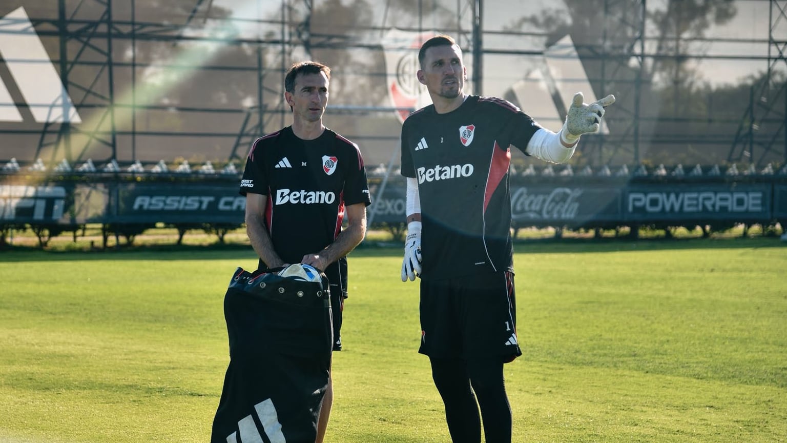 Franco Armani sufrió un desgarro y es duda para el debut ante Barracas Central (@RiverPlate)