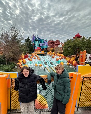 Benicio y Beltrán posaron frente