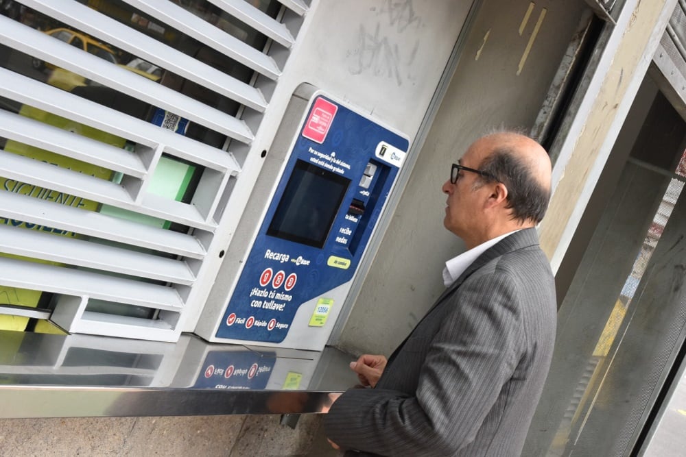 El nuevo beneficio reemplaza los descuentos tarifarios por pasajes gratuitos para mayores de 62 años, personas con discapacidad y población en pobreza extrema o moderada - crédito Integración Social