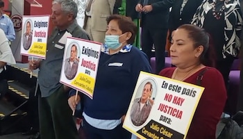 La Fiscalía de Justicia, ofreció disculpas públicas por las omisiones en el caso de Julio César Cervantes, joven con discapacidad intelectual desaparecido en Álvaro Obregón en 2021.
Aunque su Cuerpo fue localizado en enero de 2024, la familia fue notificada 11 meses después. (Captura de pantalla)