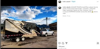 es dueño de un tráiler