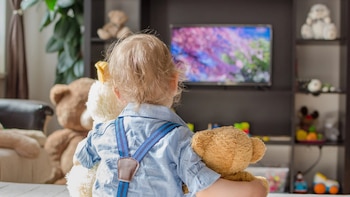 Las pantallas y los ultraprocesados multiplican el riesgo de desarrollar síntomas del TDAH en la infancia