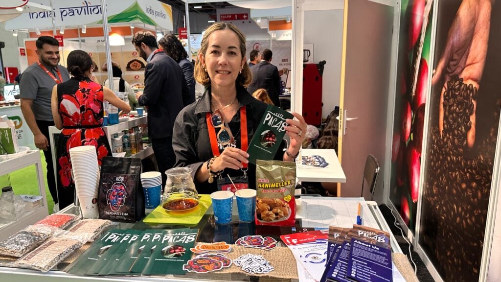 La participación de empresas salvadoreñas en la feria F Istanbul 2026 buscó abrir oportunidades en la región euroasiática con productos como café, cacao, miel, licores y galletas, según informó el Ministerio de Relaciones Exteriores (Foto cortesía Ministerio de Relaciones Exteriores)