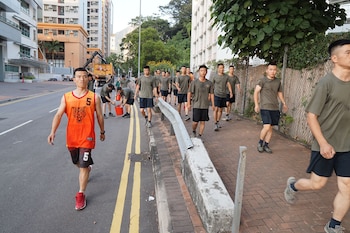 Las tropas chinas salieron de