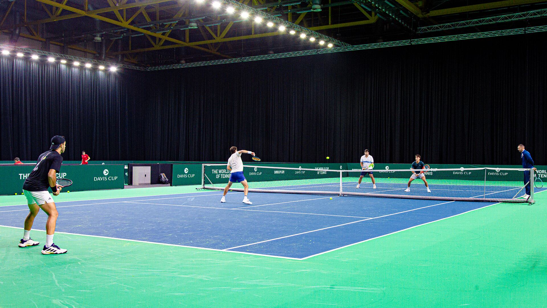 El plantel entrenó liviano en su primer día en Italia (Fuente: Prensa AAT)