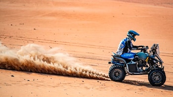 Con su Yahama, Manuel Andújar,
