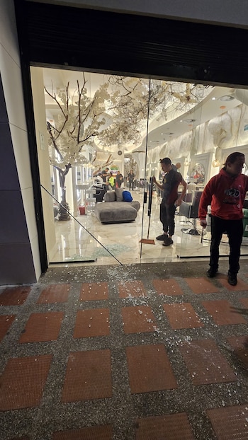 Así quedó la peluquería de