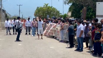 Varios jóvenes mayas se reunieron