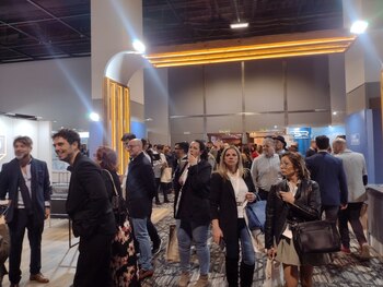 En los pasillos del Hilton