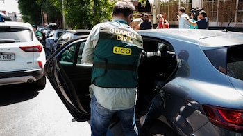 La UCO pide al juez acceso a todas las cuentas del PSOE entre 2024 y 2025 para seguir el rastro del dinero en el ‘caso Leire Díez’