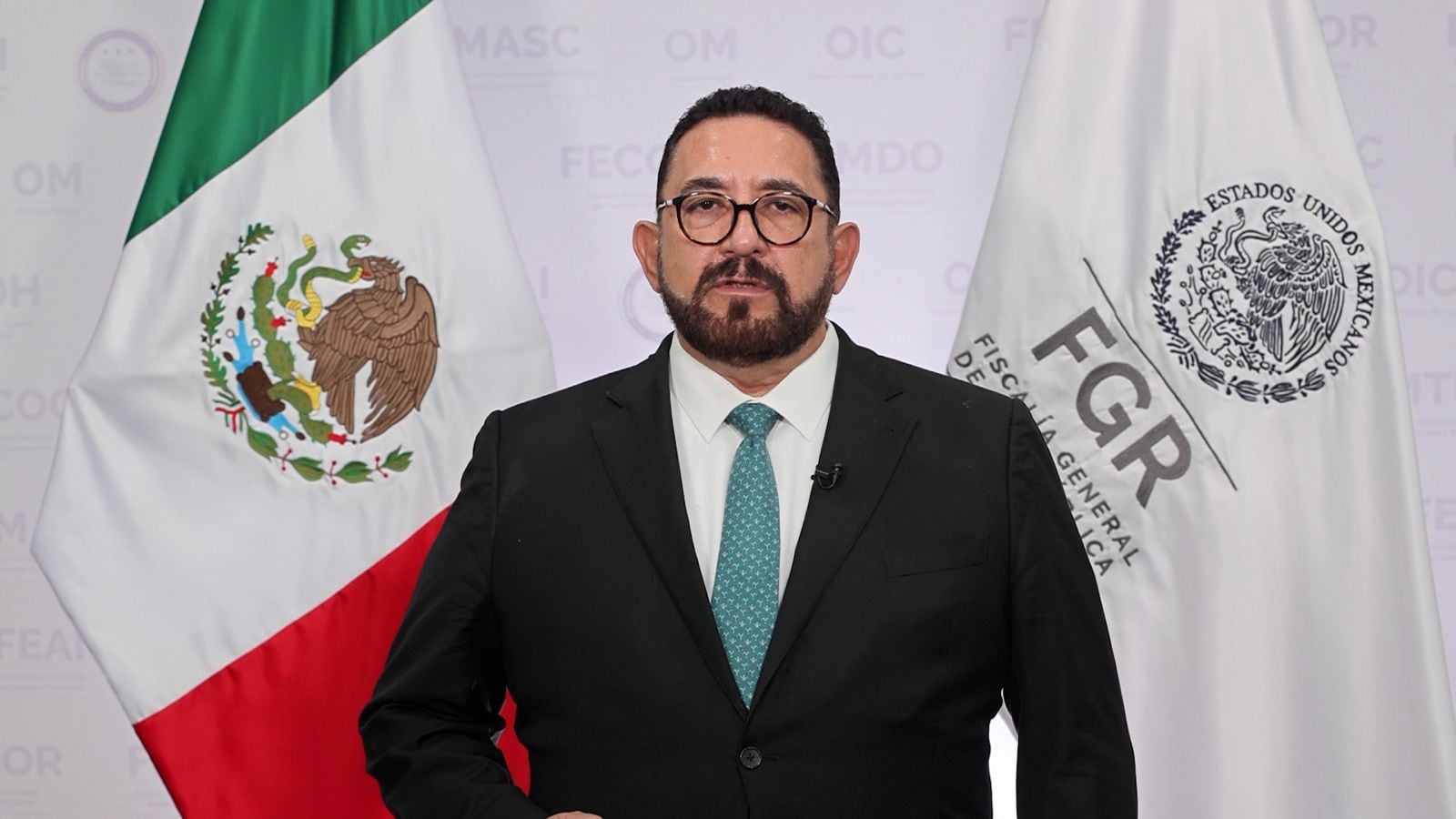 Ulises Lara sale de un área clave de la FGR en plena reconfiguración de Godoy
