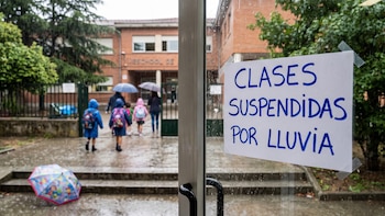 SEP suspende clases jueves y viernes en Puebla por lluvias intensas: lista de municipios afectados