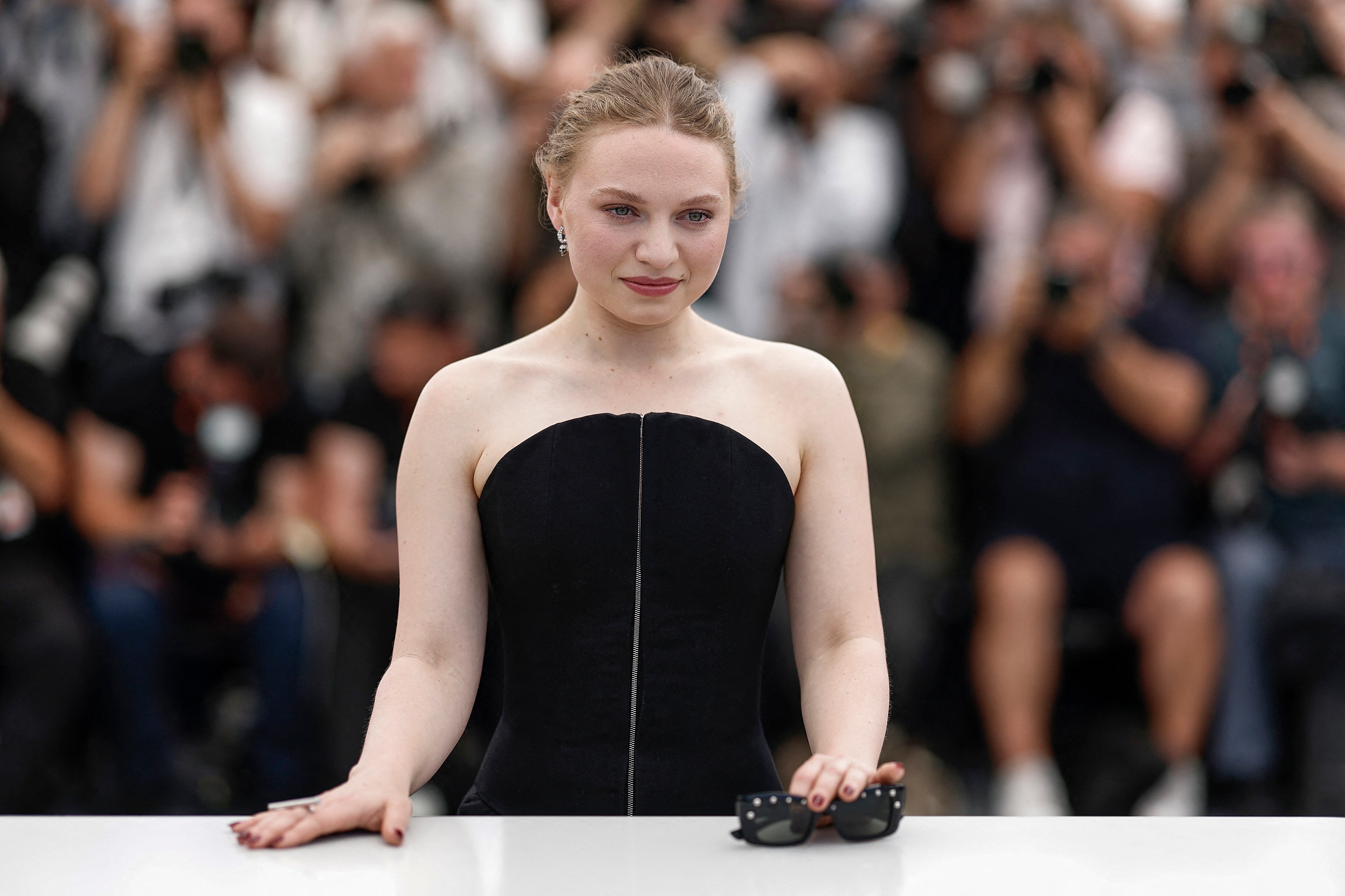 Su apellido distinto le permitió avanzar en la industria sin ser identificada inmediatamente como hija de Winslet (REUTERS/Benoit Tessier)