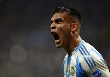 Lautaro celebra con furia el