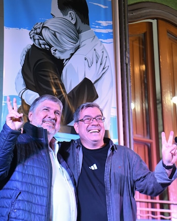 Germán Martínez y José Mayans en el PJ de Rosario por el Día de la Lealtad