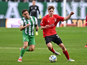 Banfield recibe a Estudiantes (@EdelpOficial)